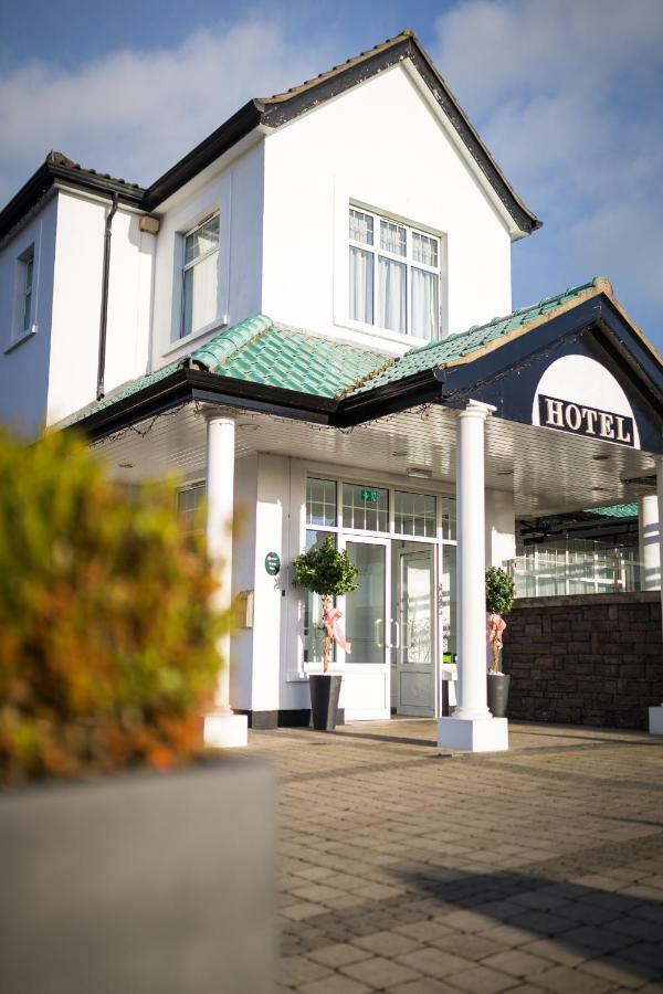Ivanhoe Inn And Hotel Belfast Exterior foto